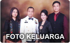 FOTO KELUARGA